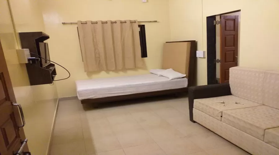 Coconut Crown Beach Resort ganpatipule