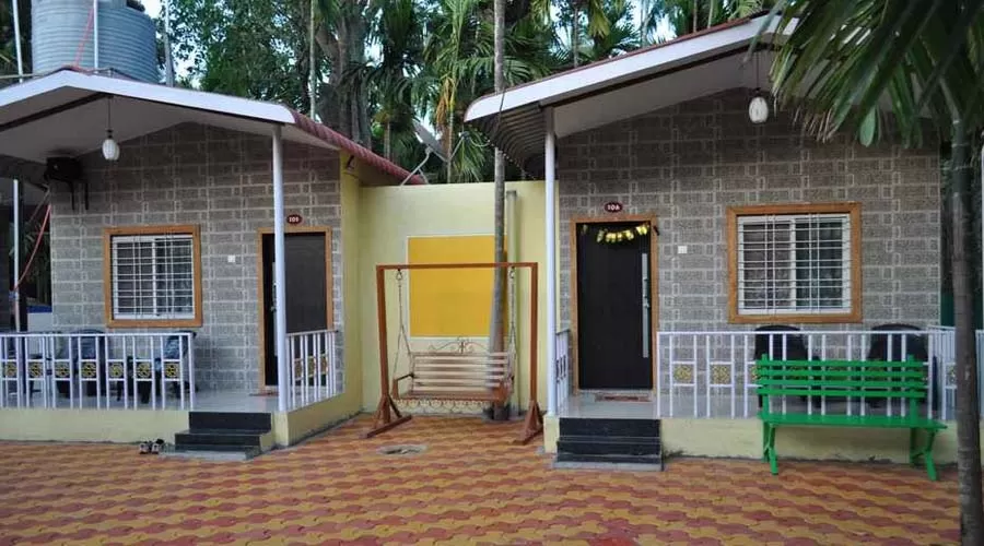 Royal Beach Resort Diveagar