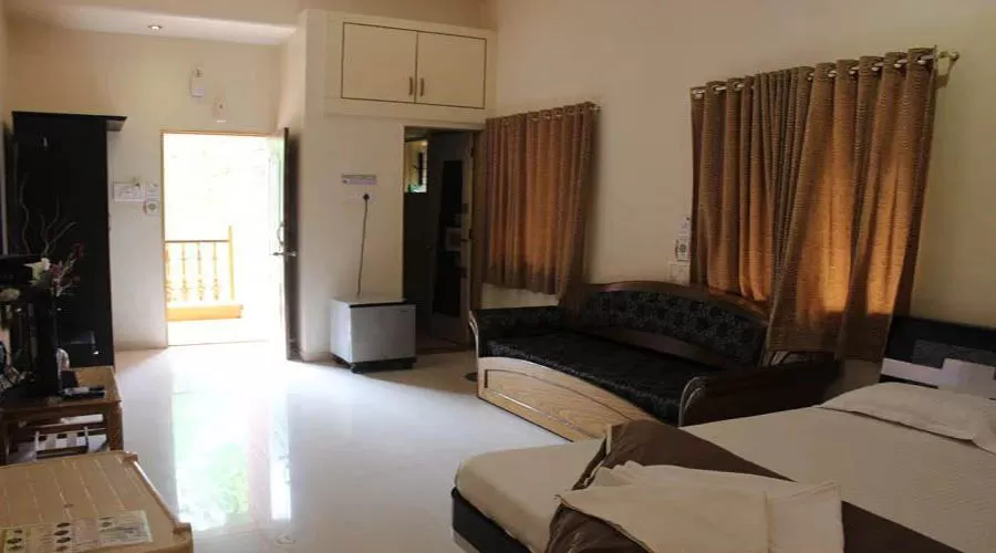 Sea Pearl Resort in mavlan at hotelinkonkan.com