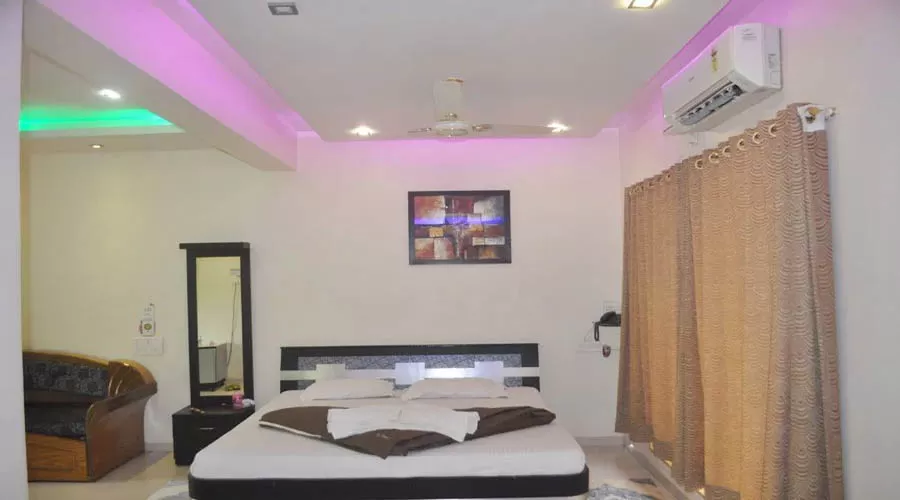 Sea Pearl Resort in mavlan at hotelinkonkan.com