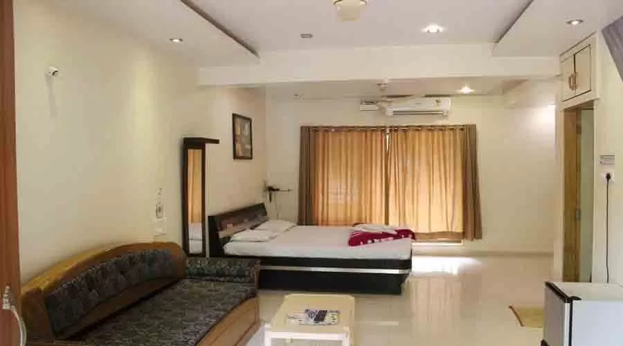 Sea Pearl Resort in mavlan at hotelinkonkan.com