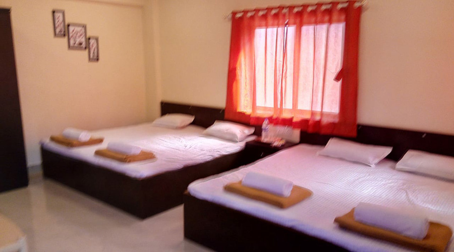 4 Bed ac room