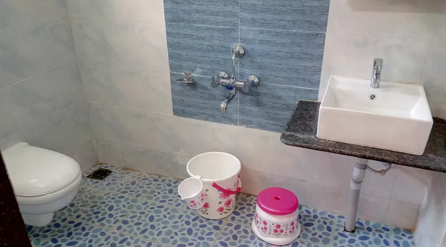 Swarup lodge guhagar