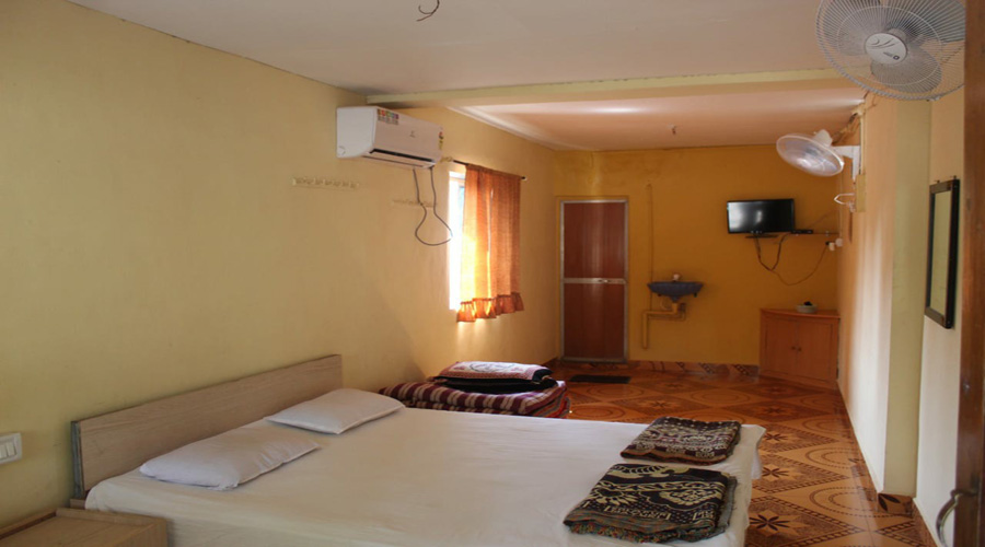 Ac Room in Divegar 