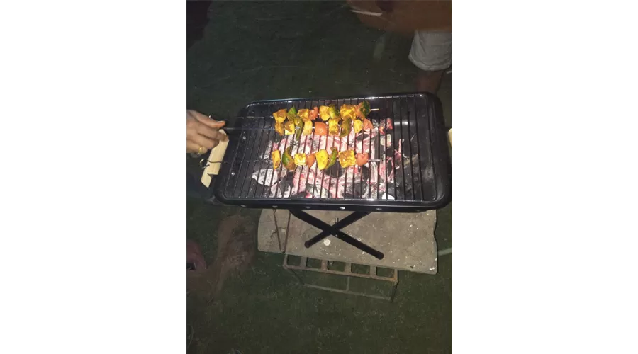 Harsh Holiday Home kihim