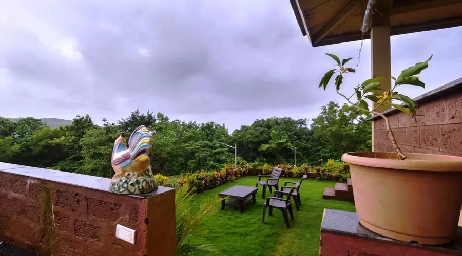 My Red Stone House diveagar