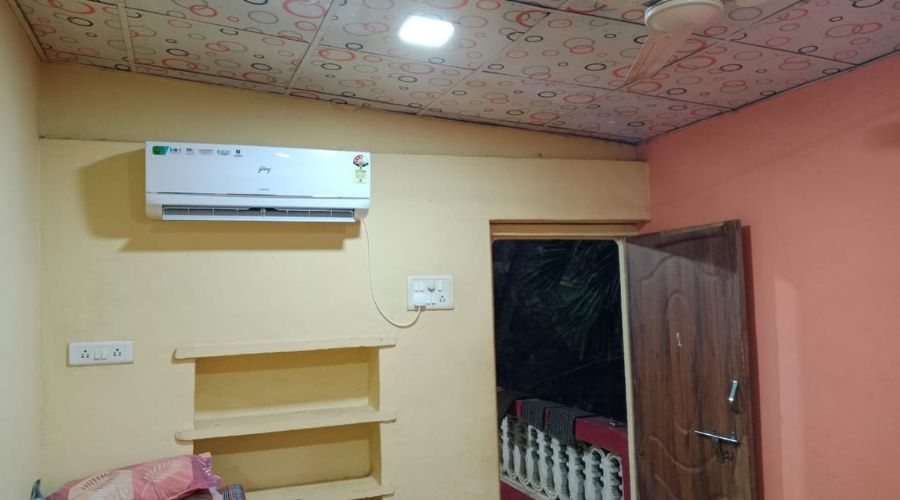 ac room in anjarale