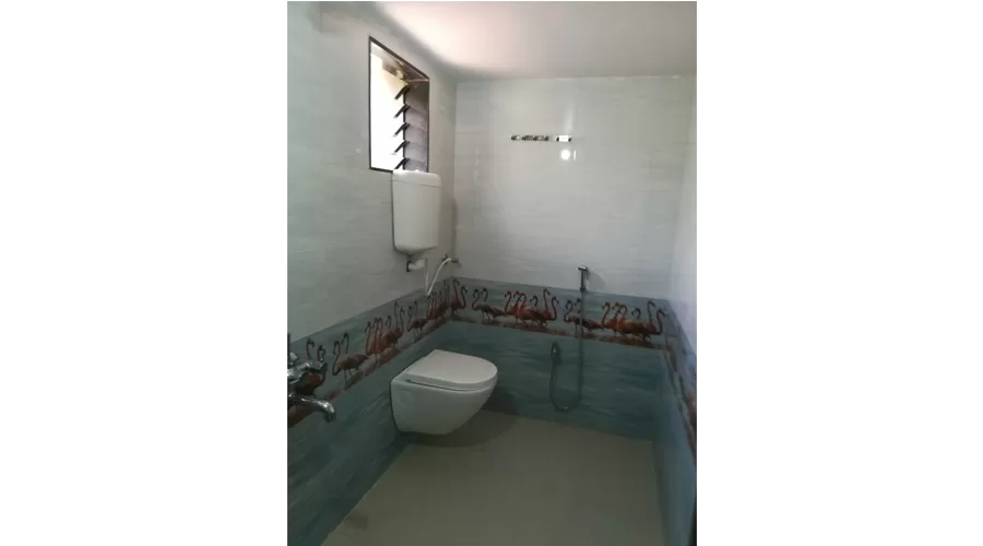 Shalom Holiday Inn devbaug