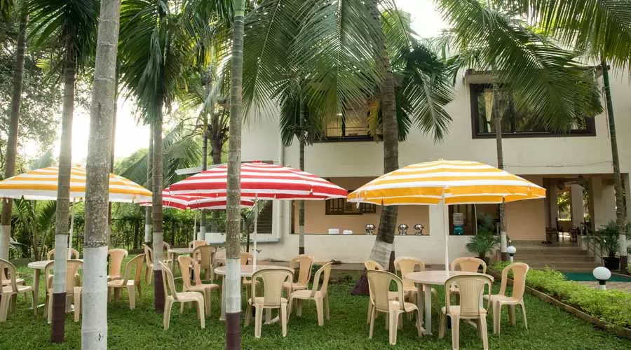 Palmeraie Holidays nagaon