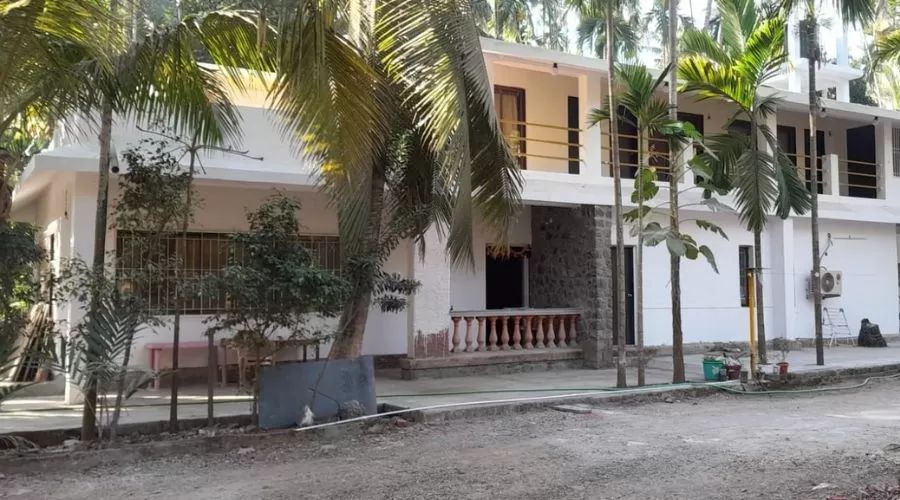 Standard room in revdanda